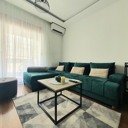 Apartman Ana Lux 포드고리차 외부 사진