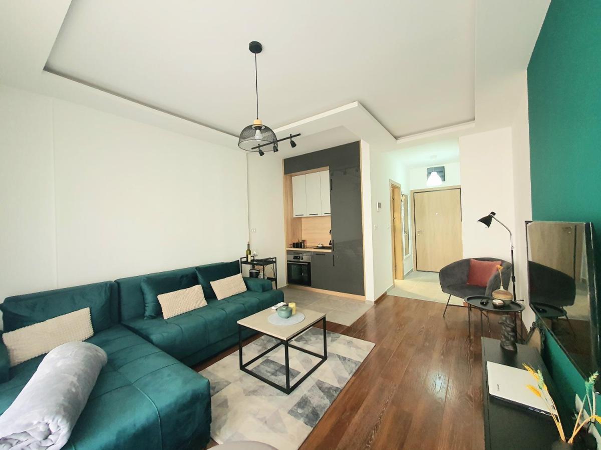 Apartman Ana Lux 포드고리차 외부 사진