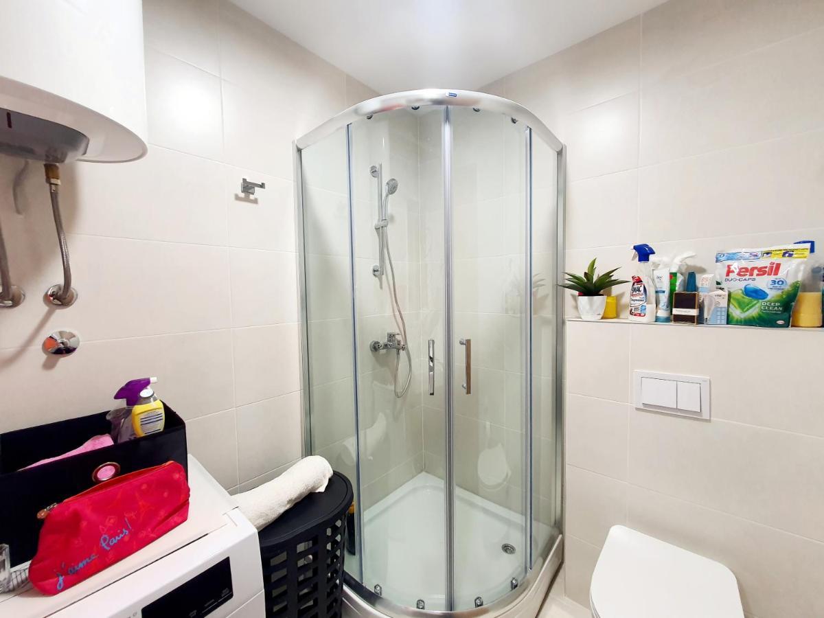 Apartman Ana Lux 포드고리차 외부 사진